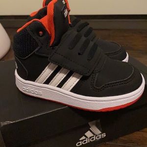 Toddler Adidas hoops mid